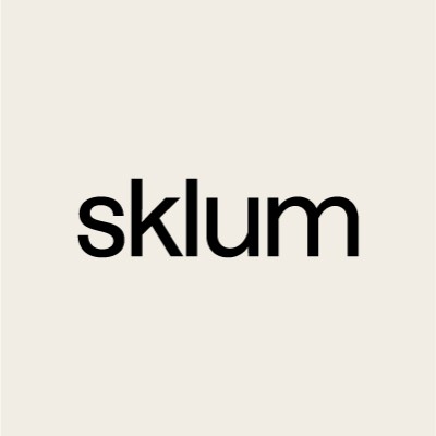 SKLUM logo